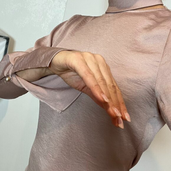 Shirt/blouse, size S, soft lilac color. - Picture 5 of 7